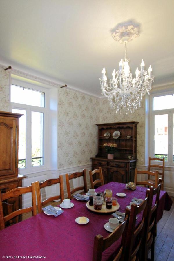 Au Fil Du Temps Bed and Breakfast Fougerolles-Saint-Valbert Esterno foto